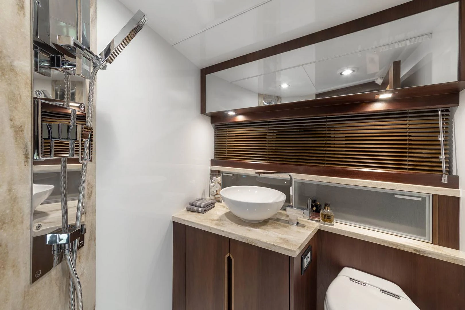 Galeon 425 HTC