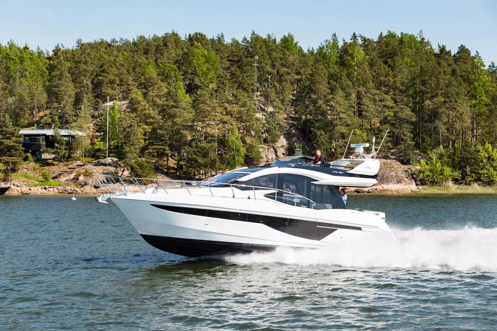 Galeon 470 SKYDECK