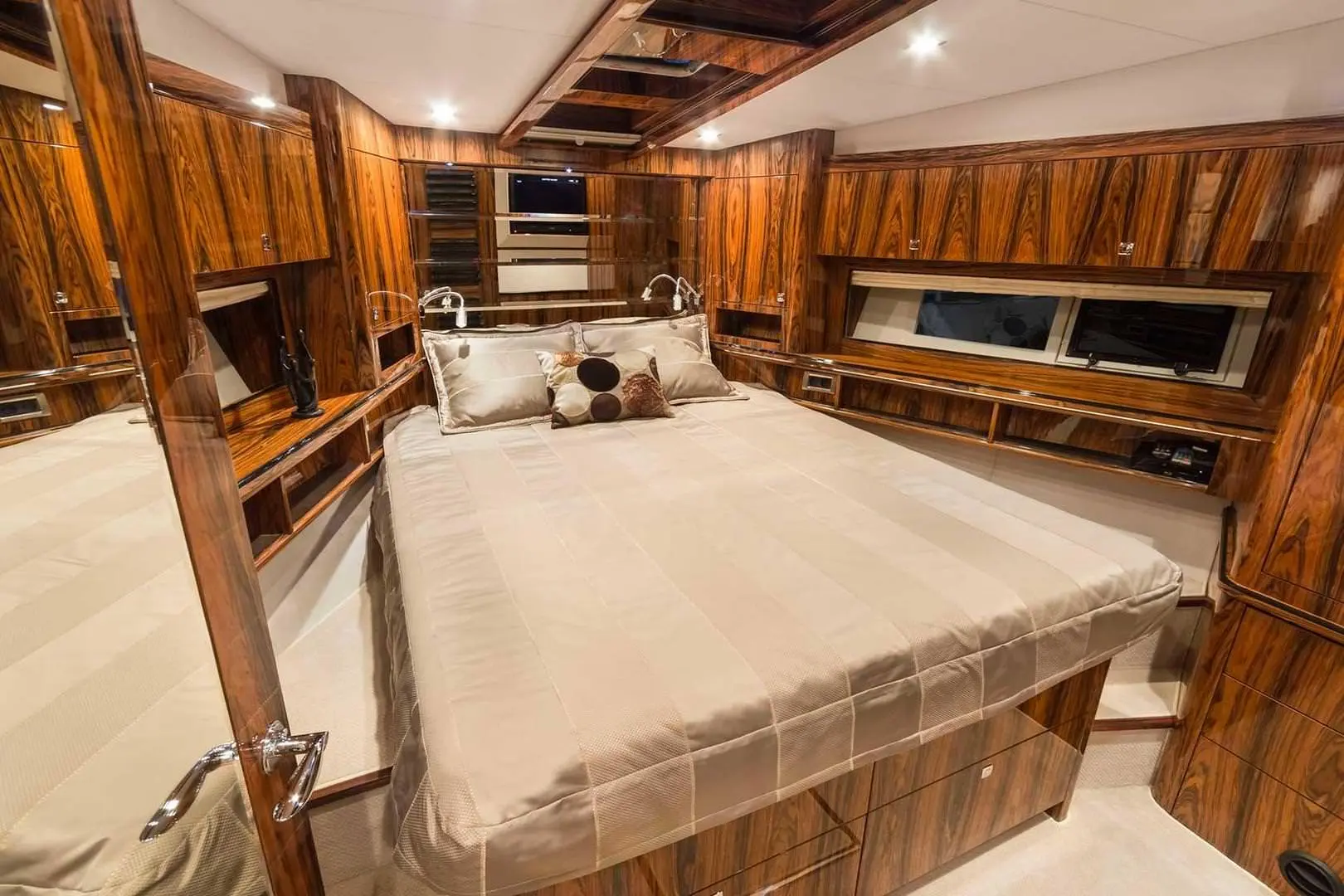 Galeon 550 FLY