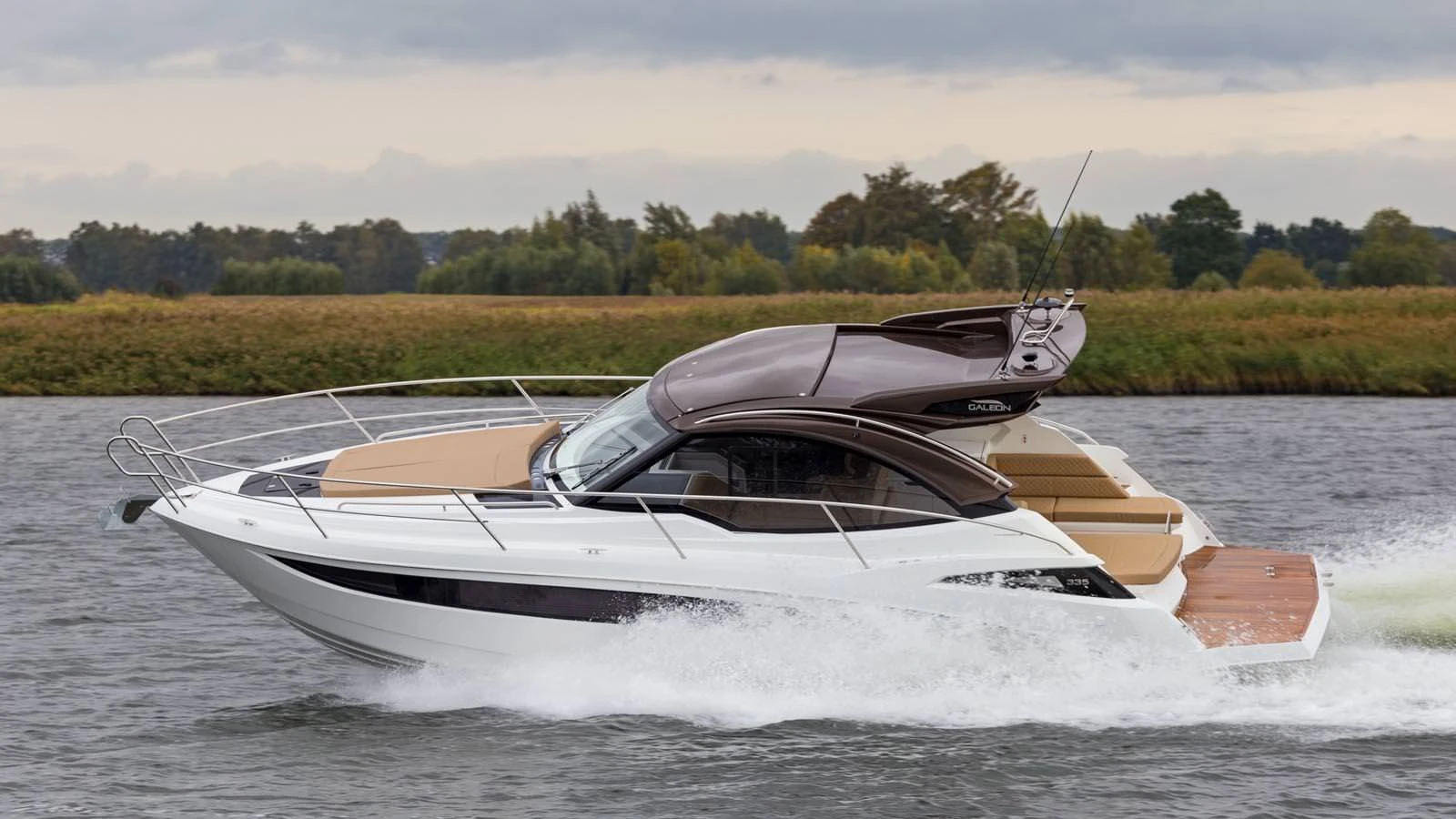 Galeon 335 HTS