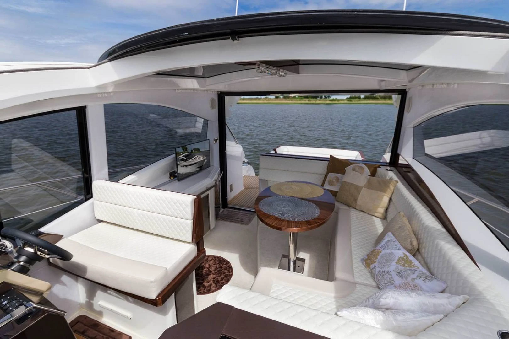Galeon 445 HTS