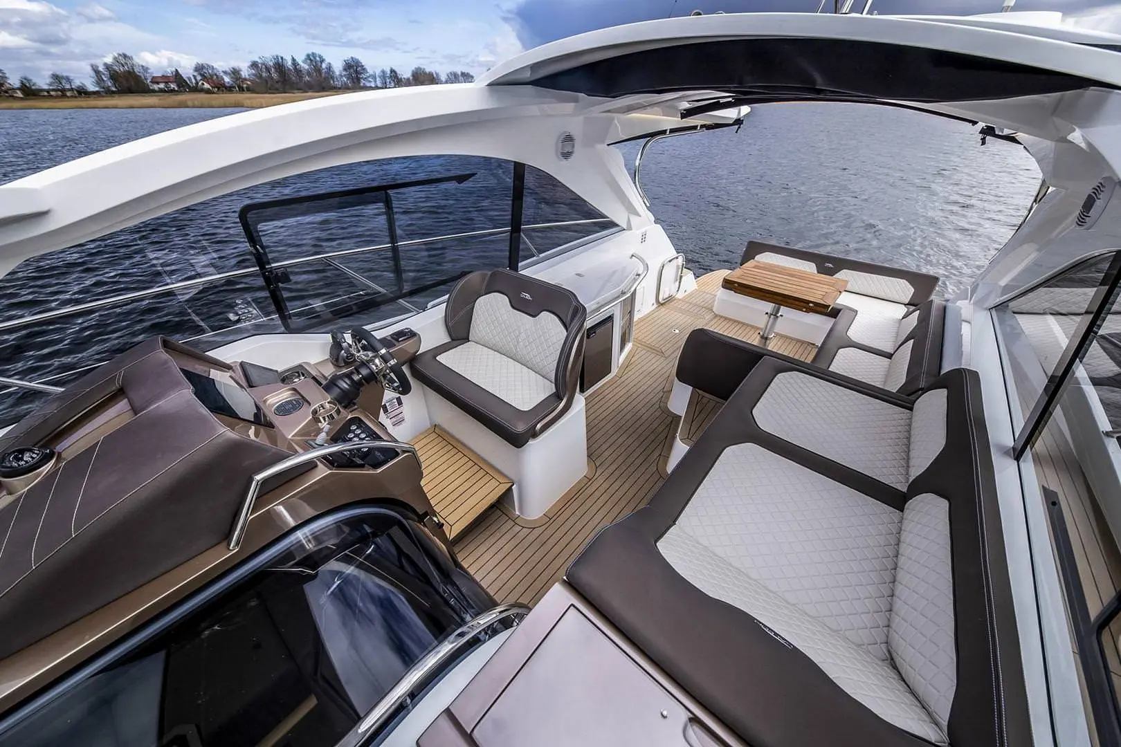Galeon 405 HTS