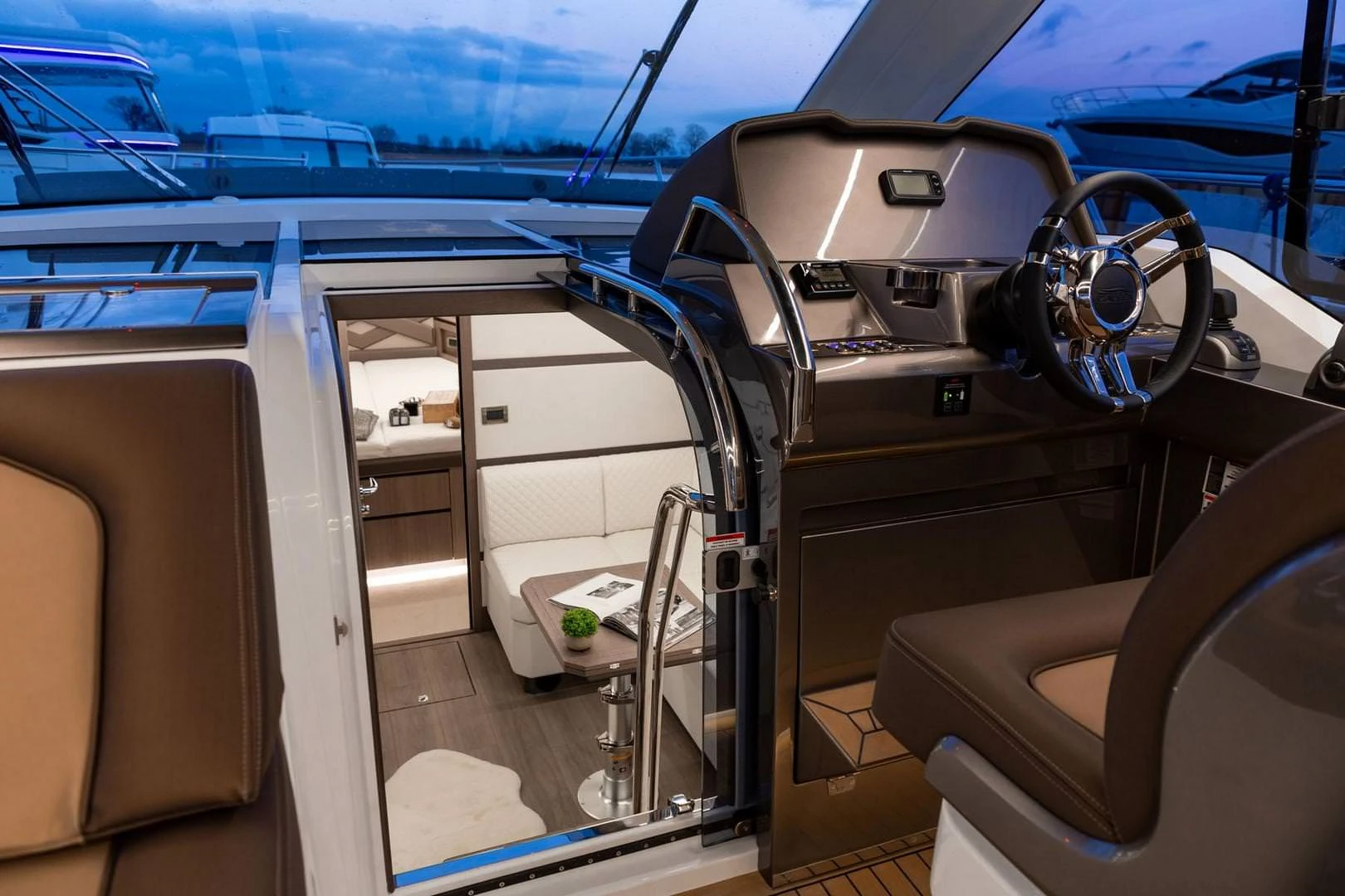 Galeon 405 HTS