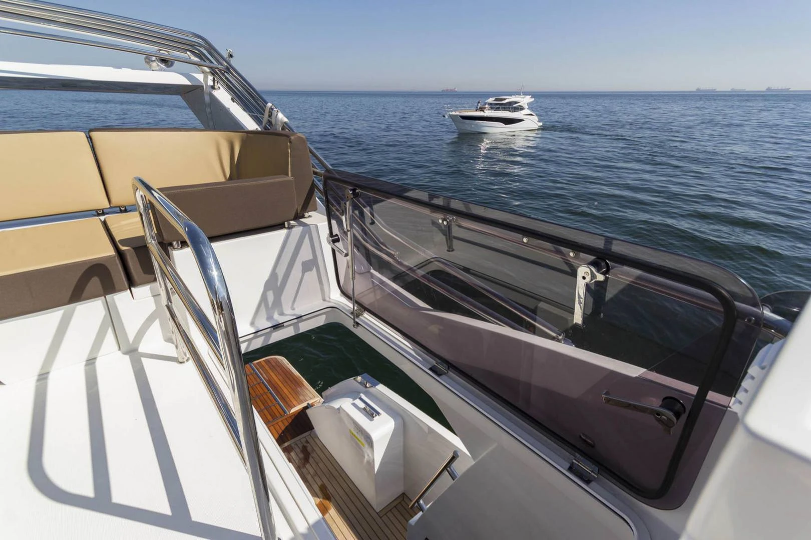 Galeon 425 HTC