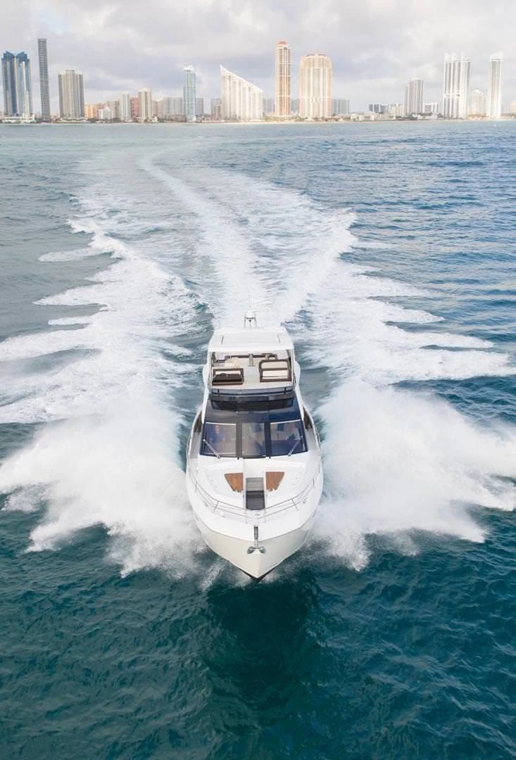 Galeon 640 FLY