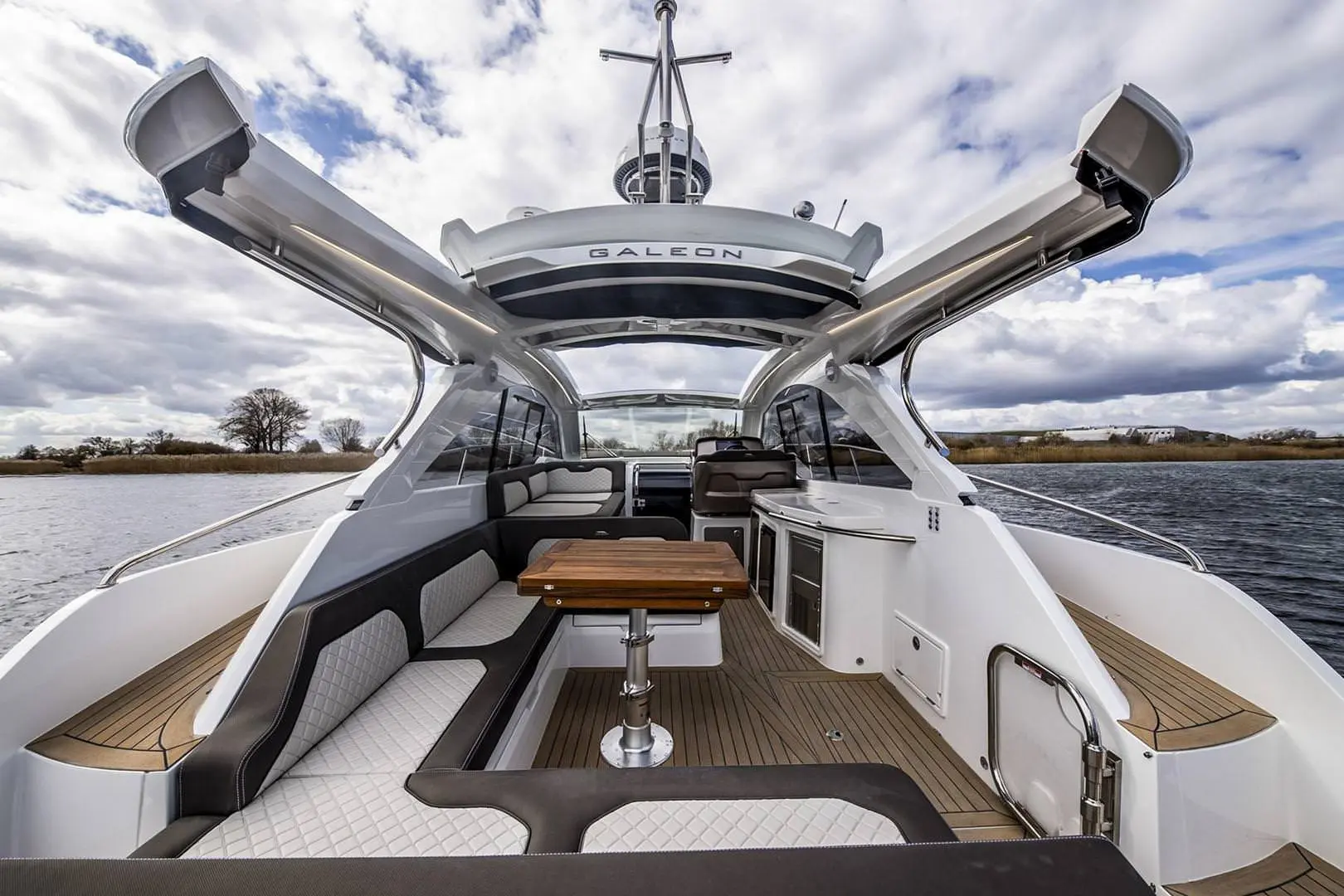 Galeon 405 HTS