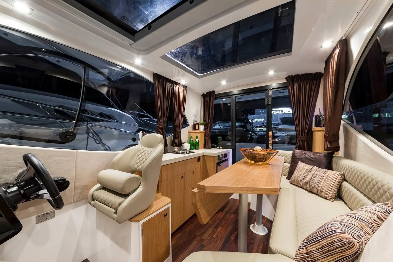 Galeon 310 HTS