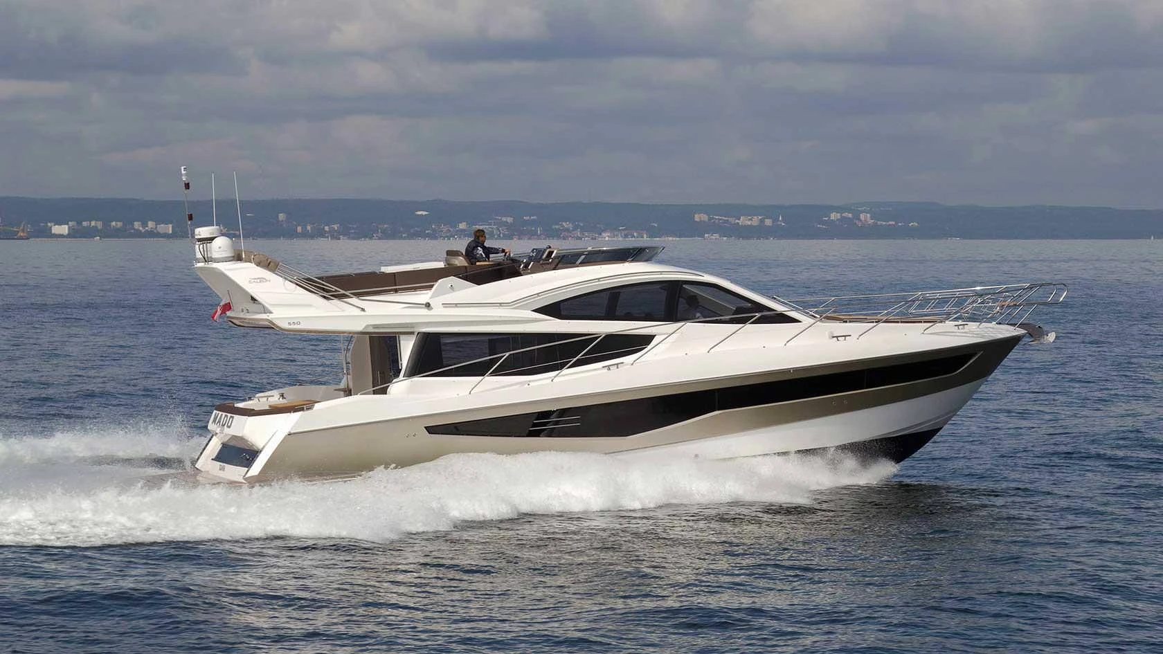 Galeon 550 FLY