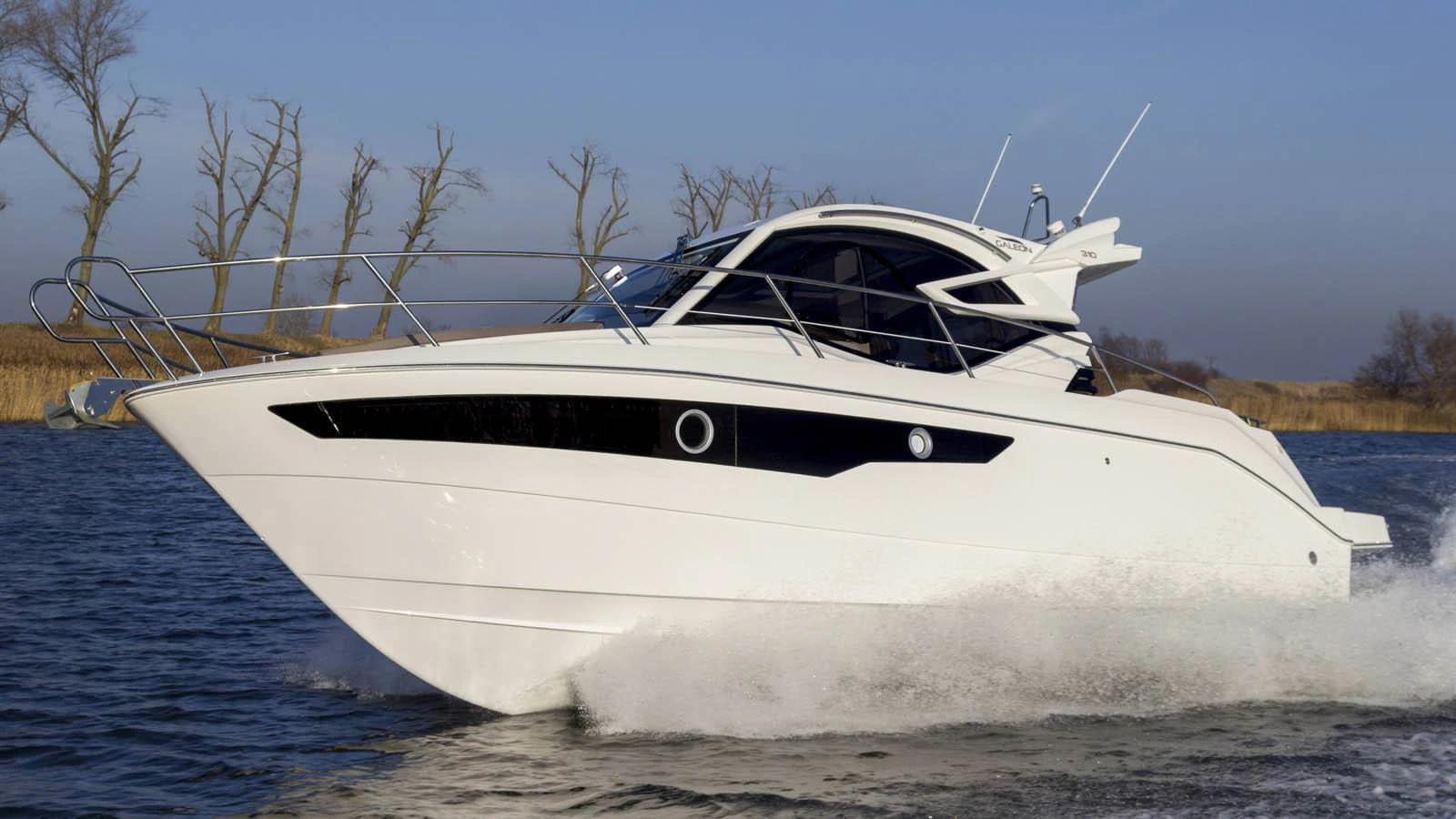 Galeon 310 HTS