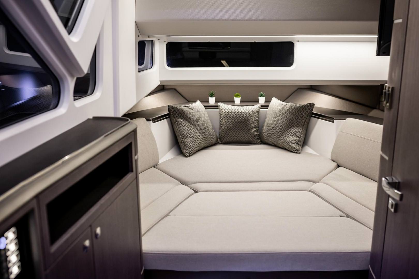 Galeon  325 GTO