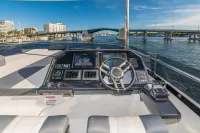 Galeon 680 FLY