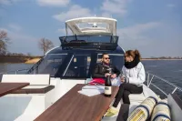 Galeon 640 FLY