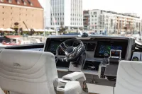 Galeon 700 SKYDECK