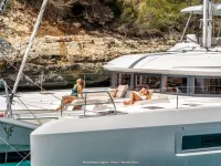 Lagoon 55