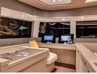 Lagoon SEVENTY 7