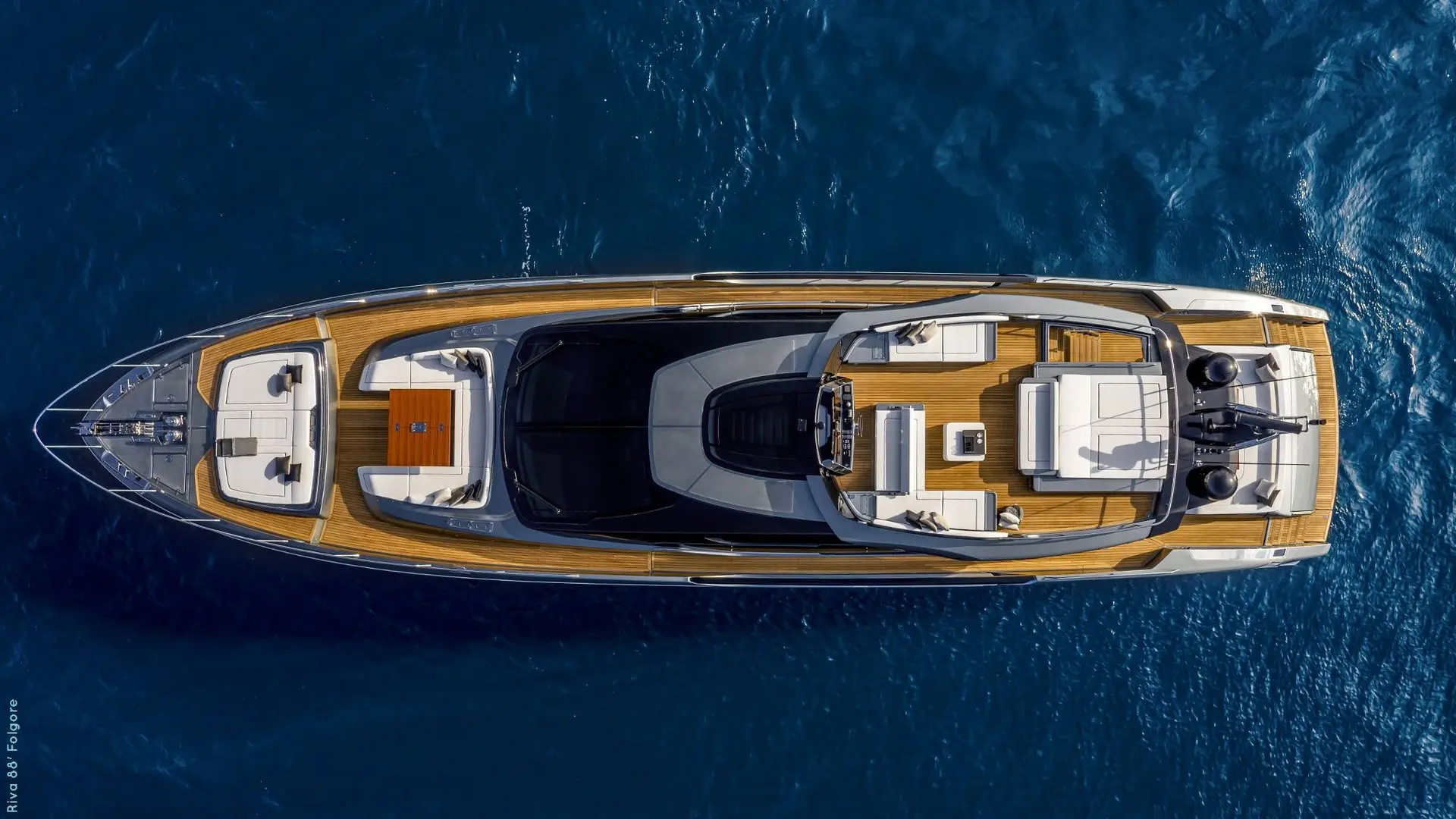 Riva FOLGORE 2000 M96