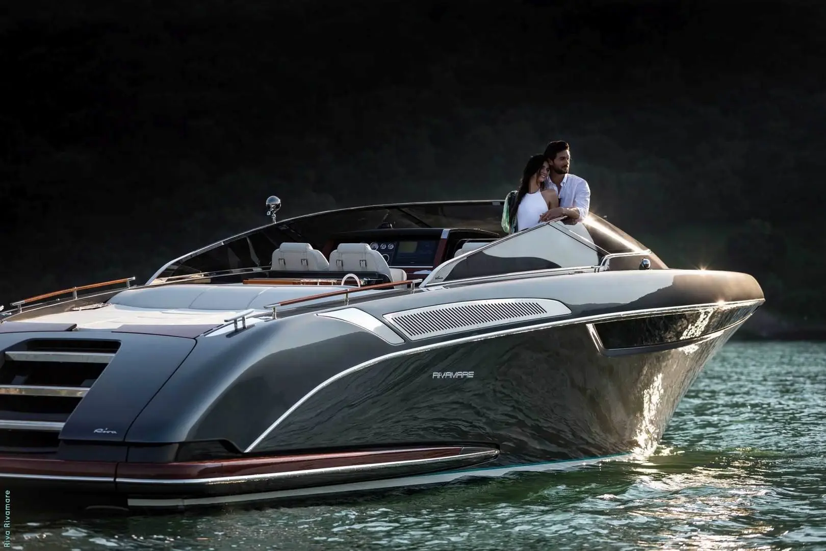 Riva Rivamare D6 400