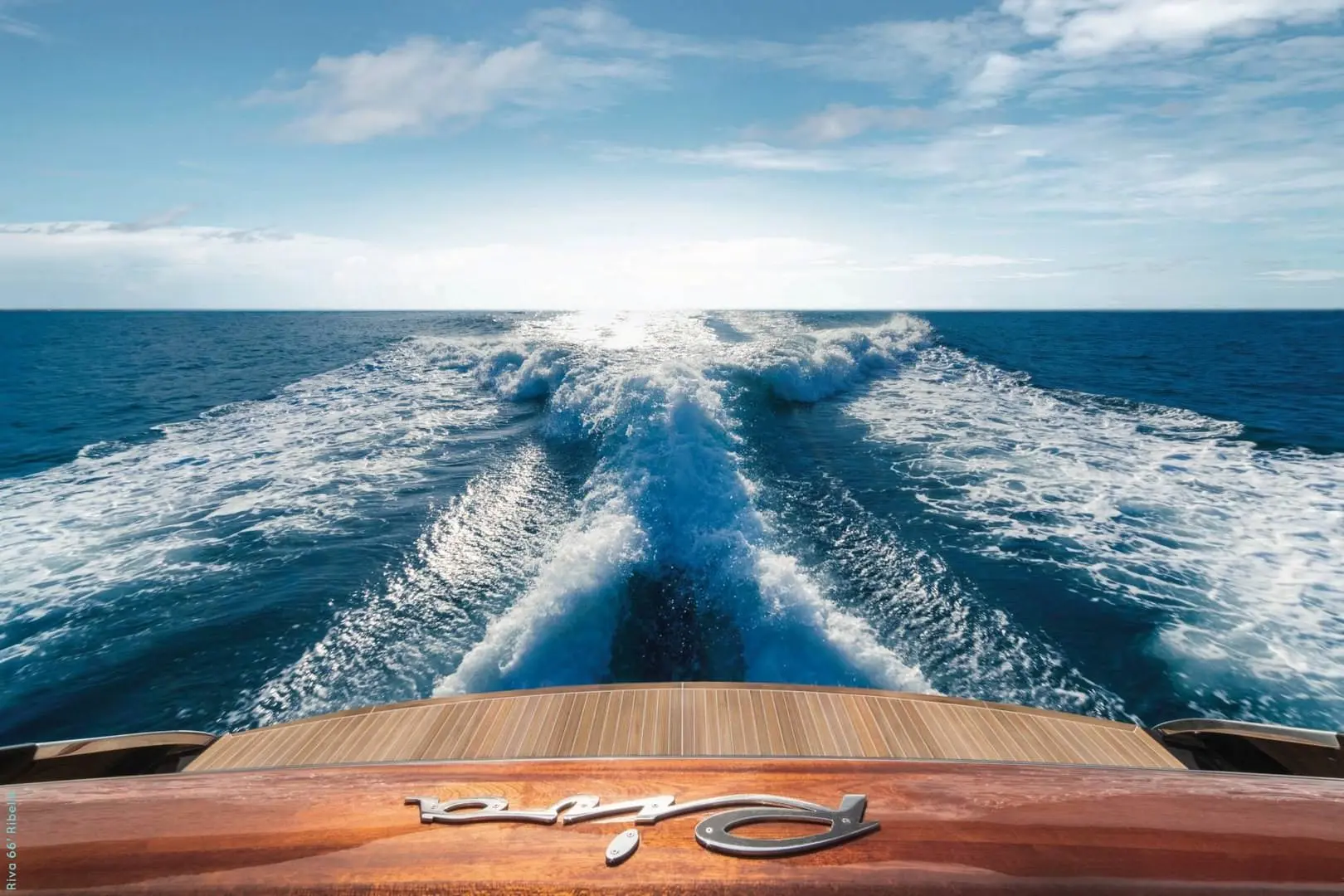 Riva RIBELLE V12 1550