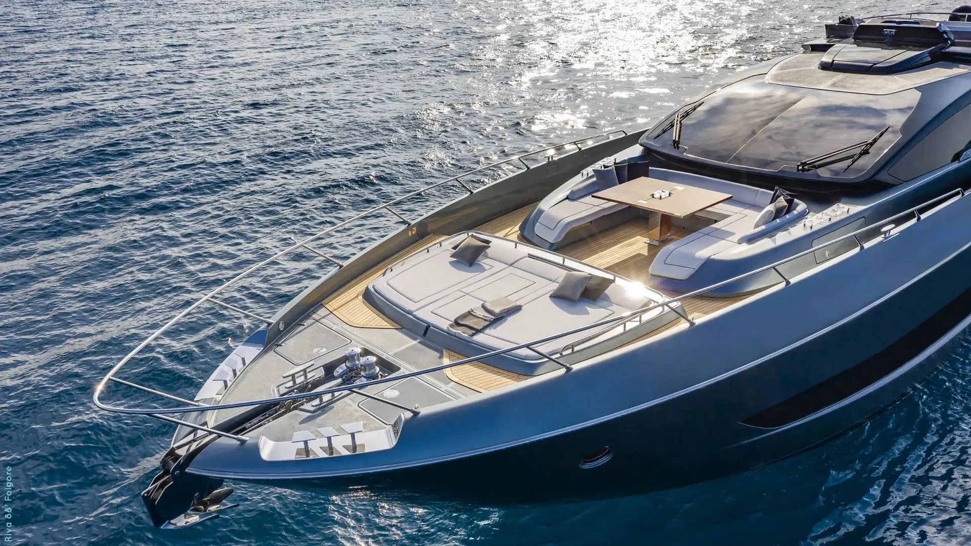 Riva FOLGORE 2000 M96L