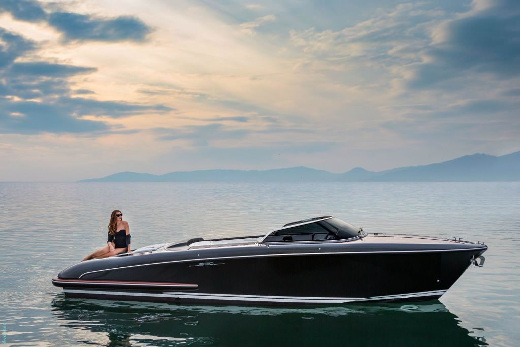 Riva ISEO D4 300A