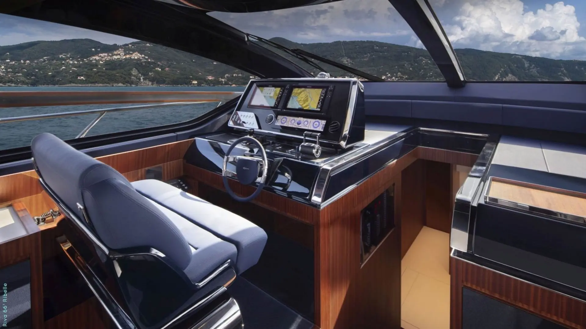 Riva RIBELLE V12 1550