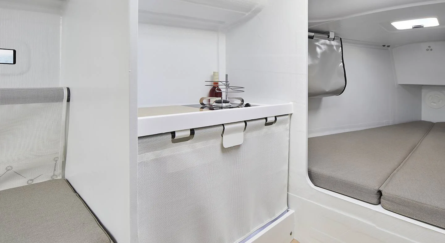 Beneteau First 27
