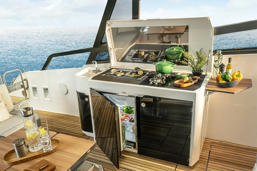 Bavaria VIDA 33