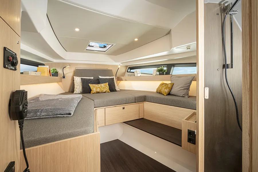 Bavaria VIDA 33