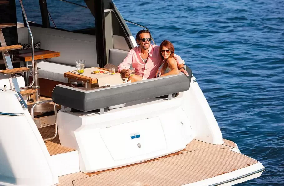 Bavaria R40
