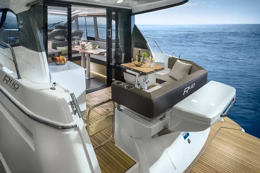 Bavaria R40