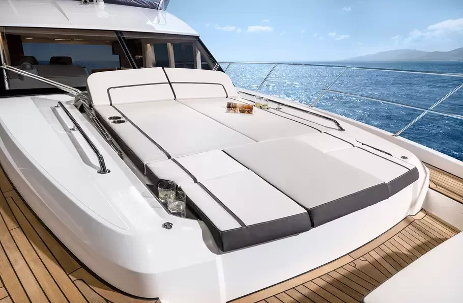 Bavaria R55
