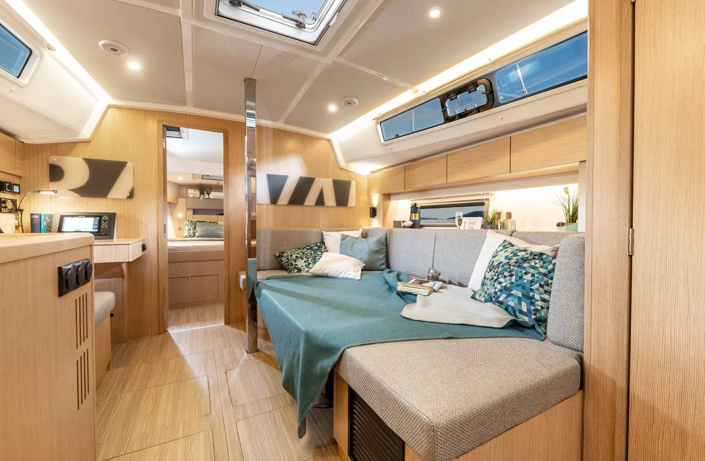 Bavaria C42