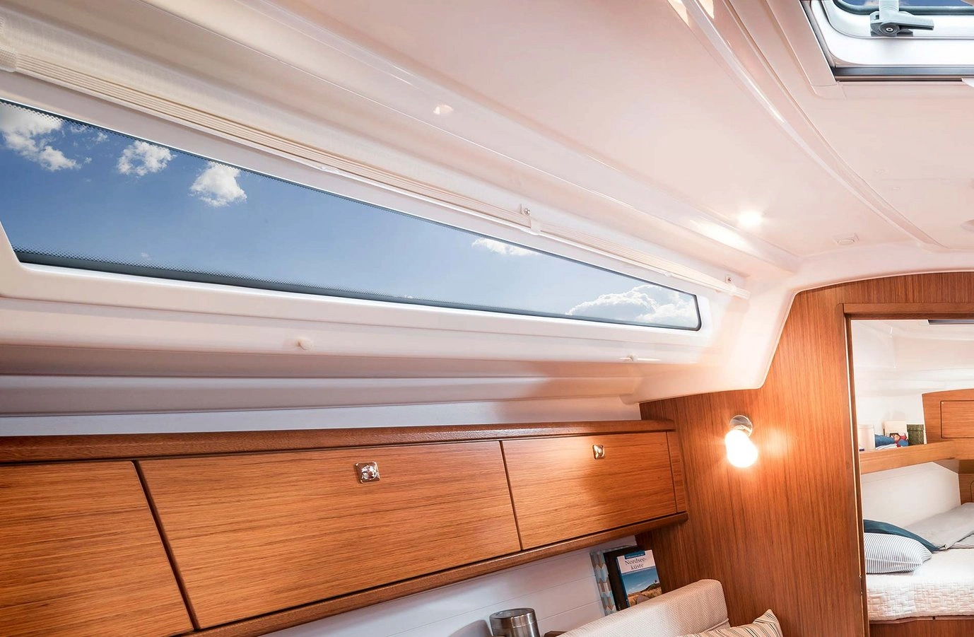 Bavaria CRUISER 34
