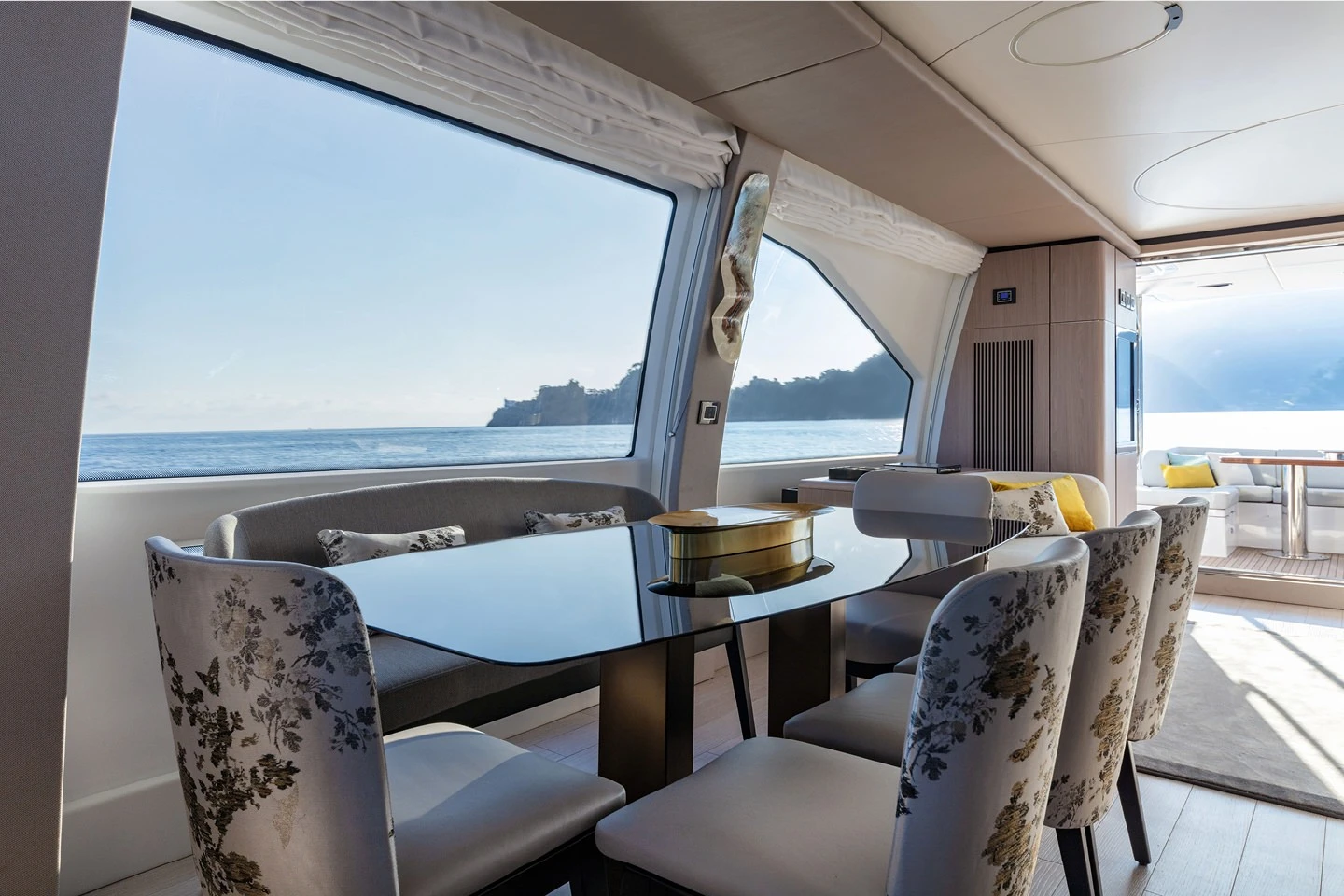 Azimut 72 Flybridge Yacht