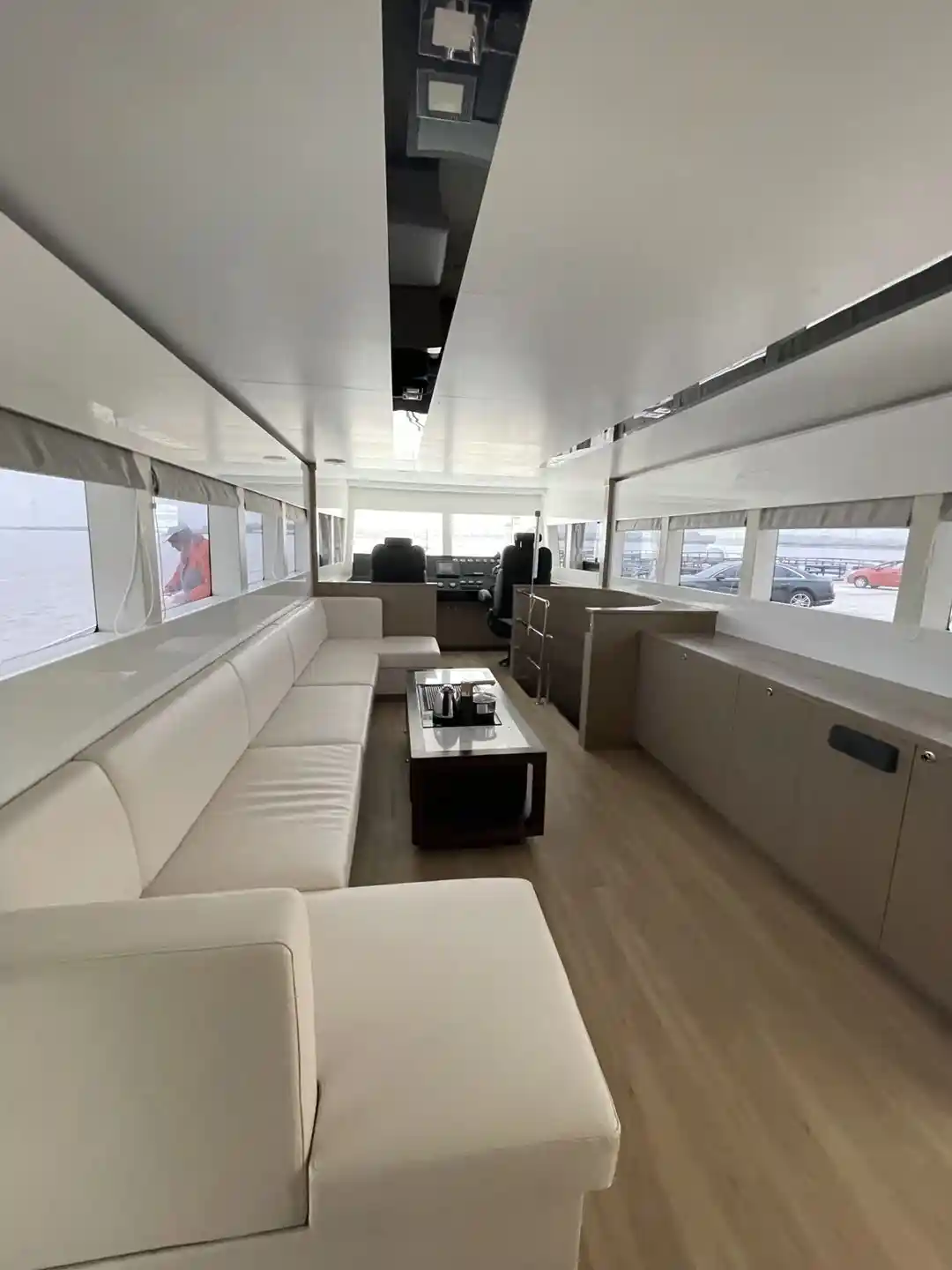 GoldLuck JY700D Luxury Fishing Boat