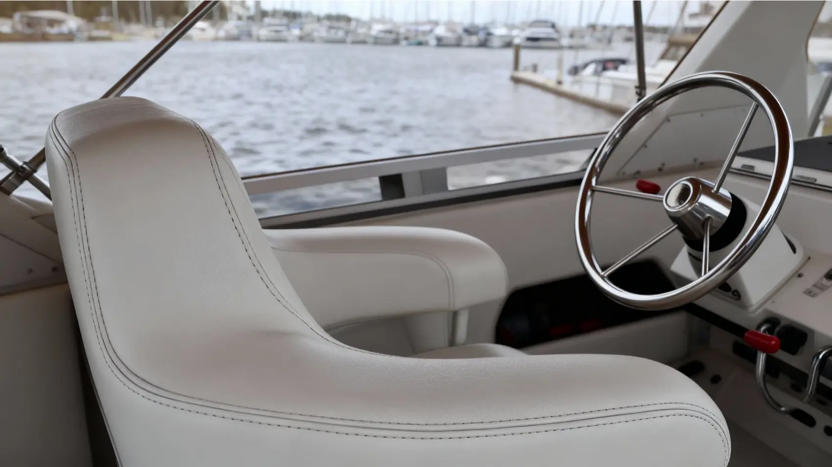 1999 Carver 406 Aft Cabin Motor Yacht