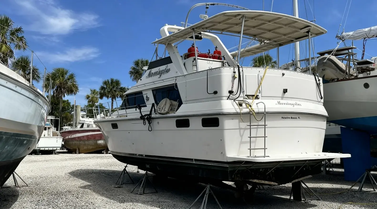 1986 Carver 42 Aft Cabin Motor Yacht