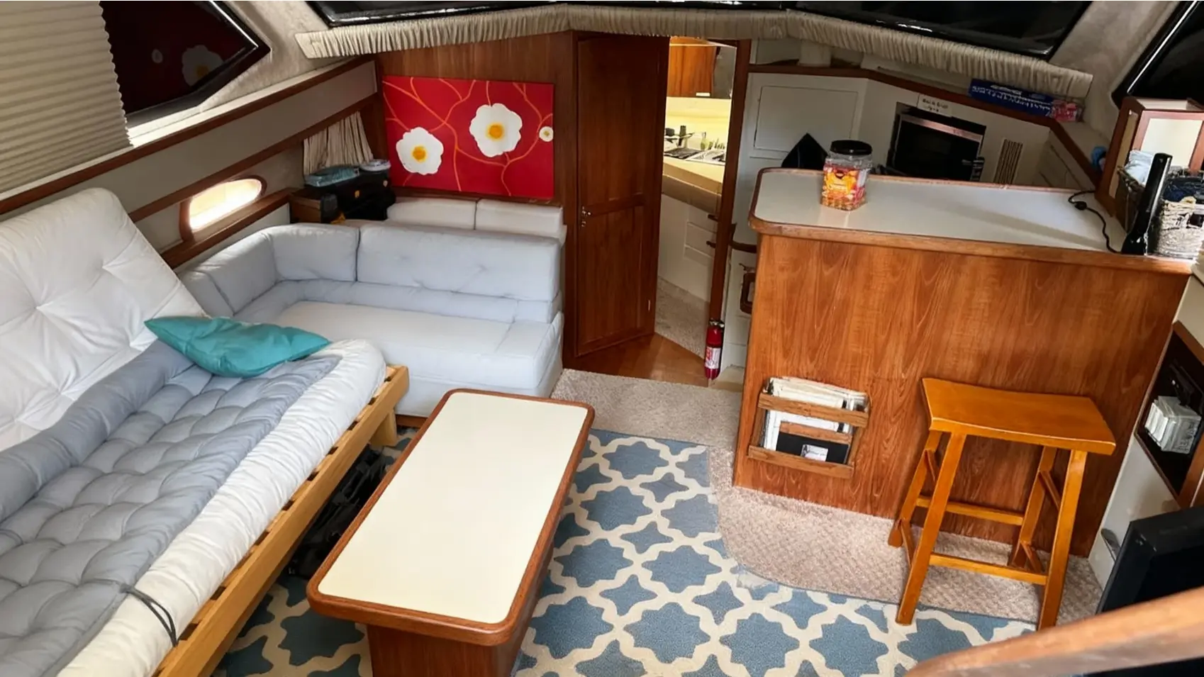 1990 Carver 3608 Aft Cabin Motor Yacht