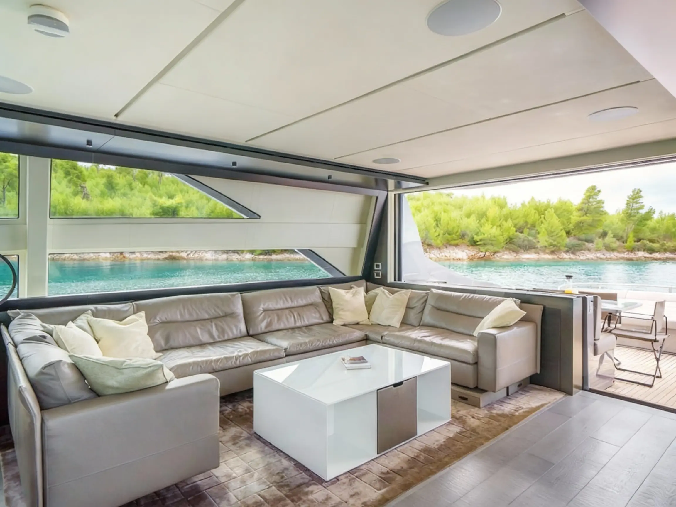 Pershing 9X