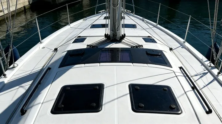 Dufour 470