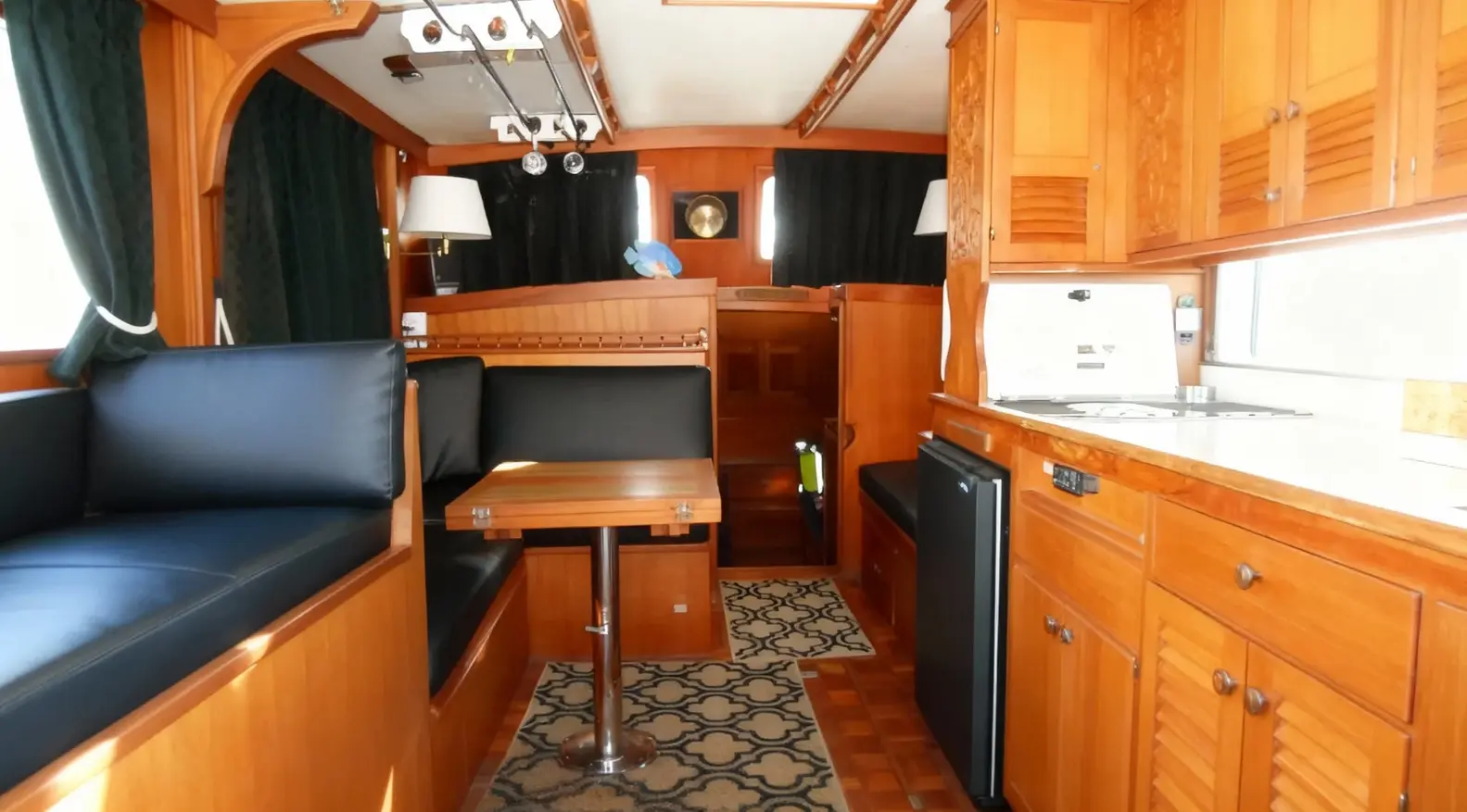 1978 CHB 34 Aft Cabin