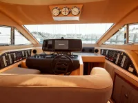 Ferretti Yachts 460