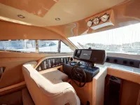 Ferretti Yachts 460
