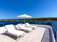 Benetti delphino 93
