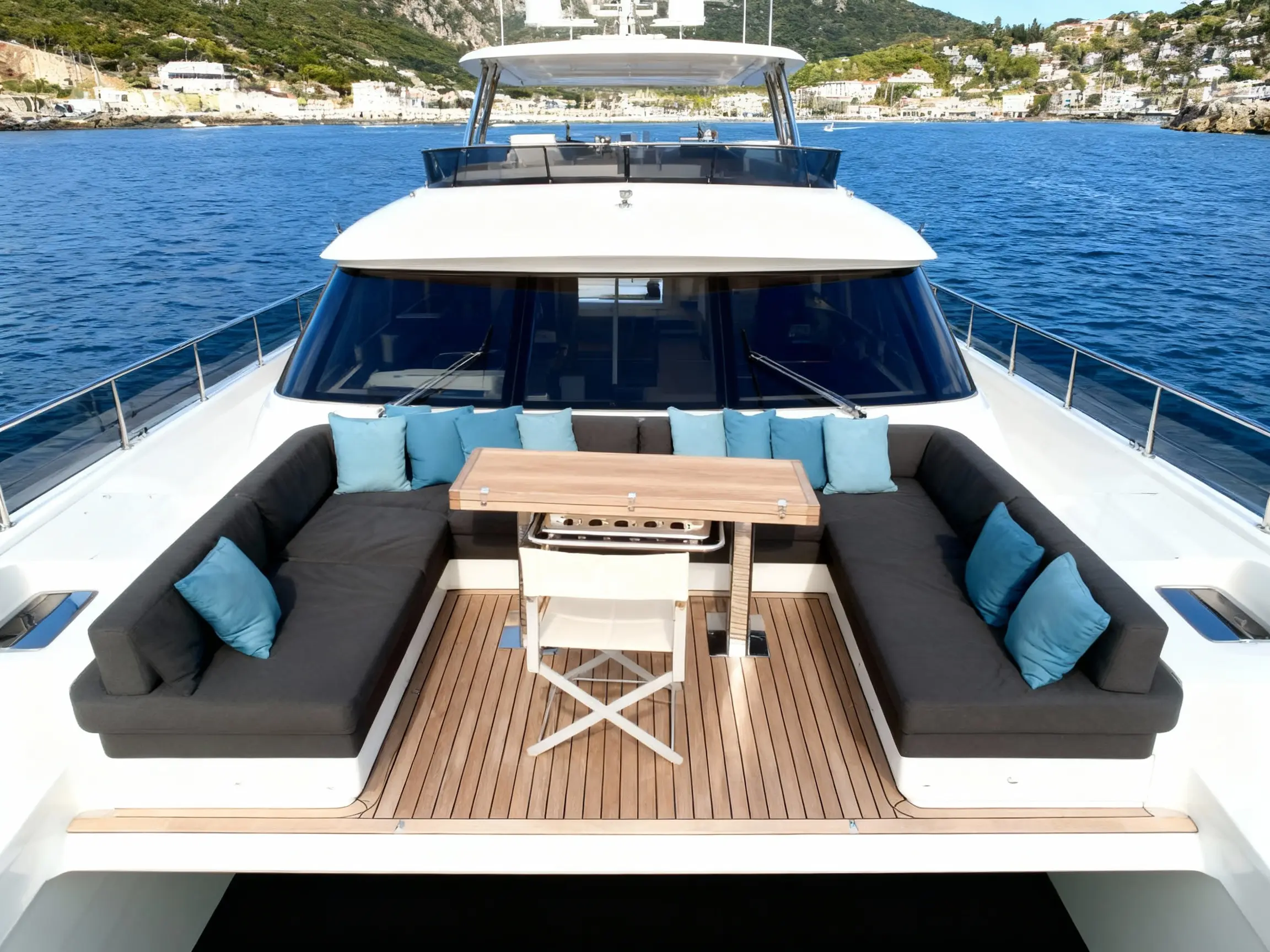 Lagoon 630