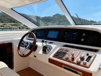 Lagoon 67