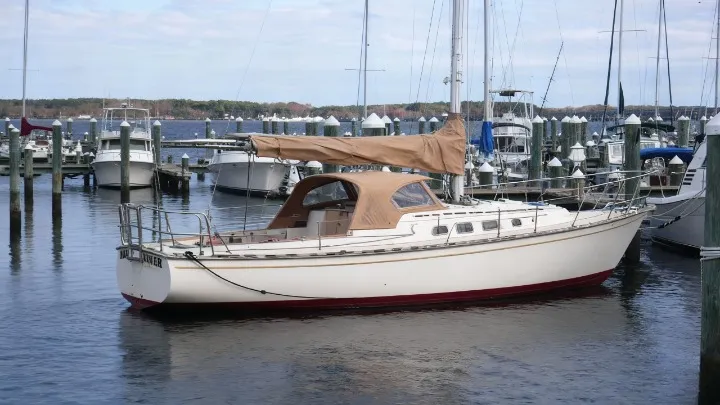 Island Packet 27
