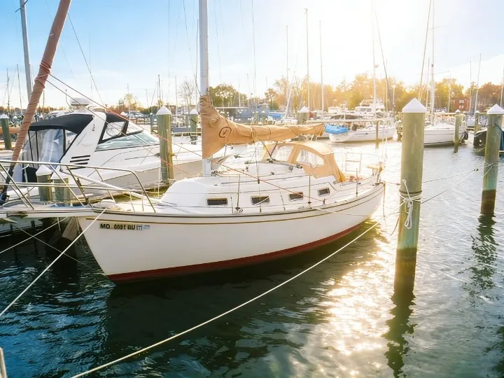 Island Packet 27
