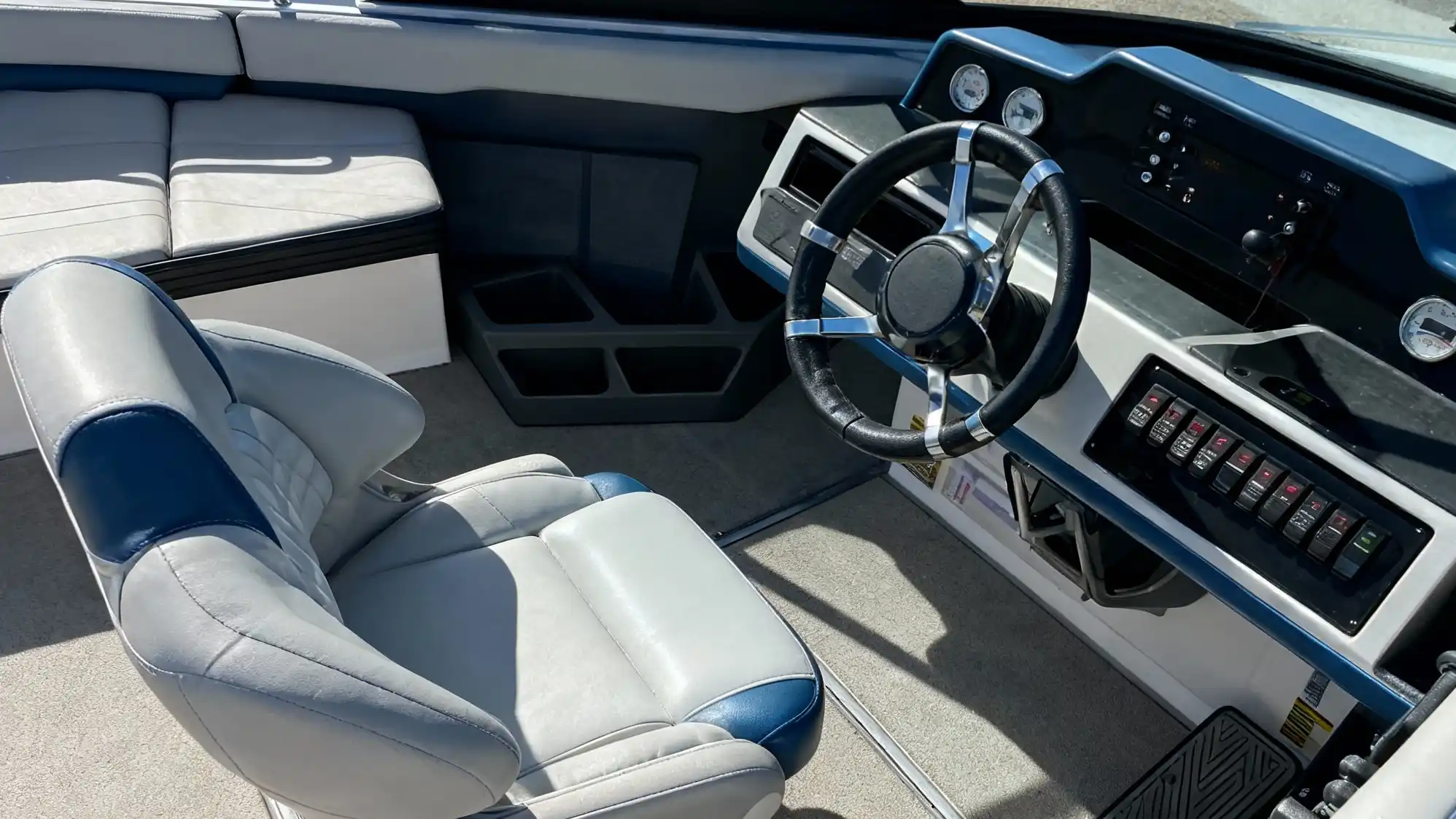 Regal 2300 RX Surf