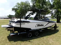 Malibu Wakesetter 23 LSV